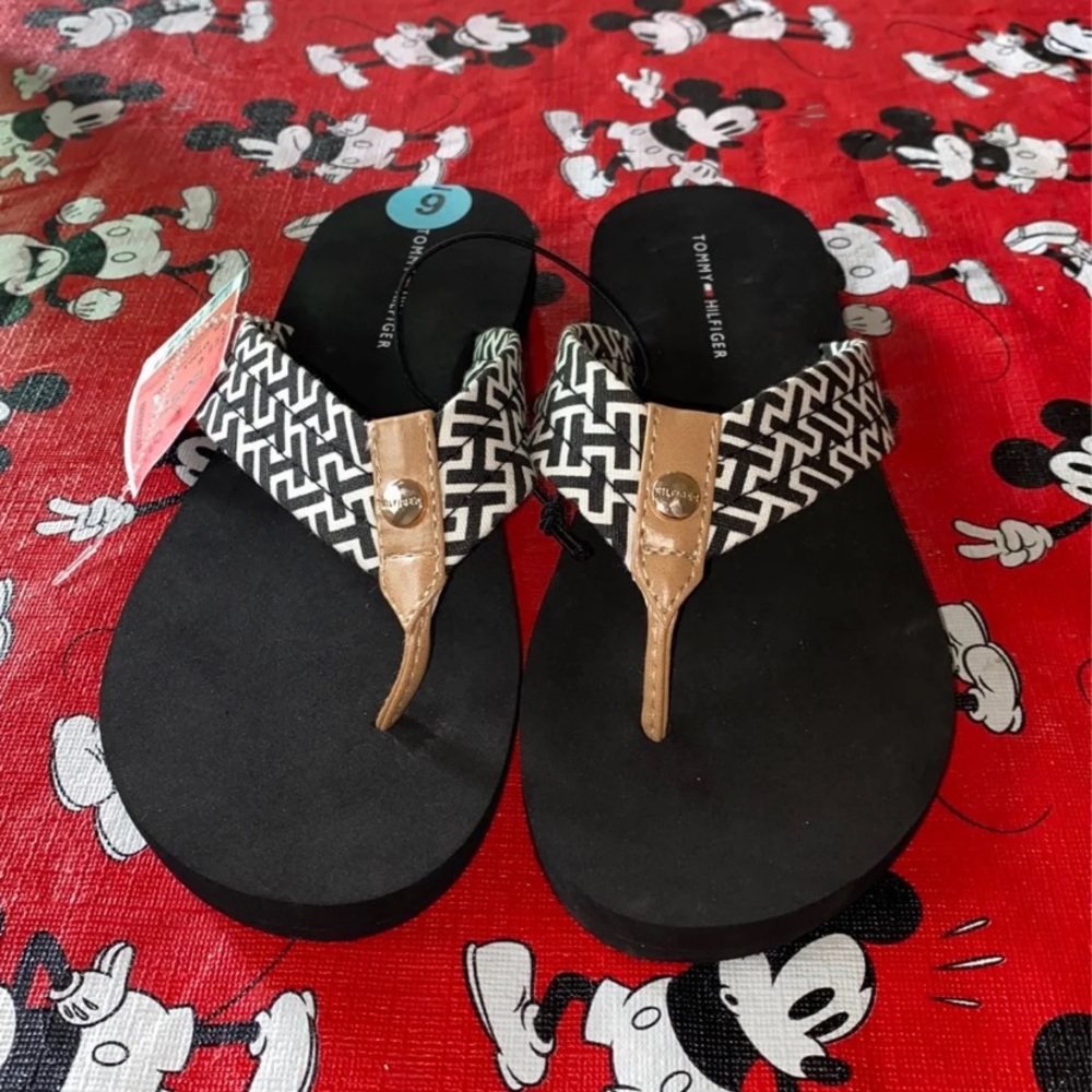 Tommy Hilfiger black sandals